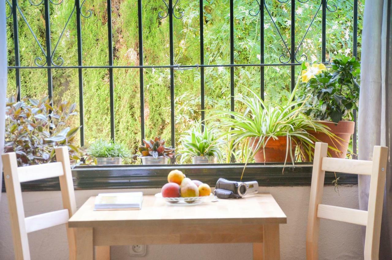 Heliópolis I Appartement Sevilla Buitenkant foto